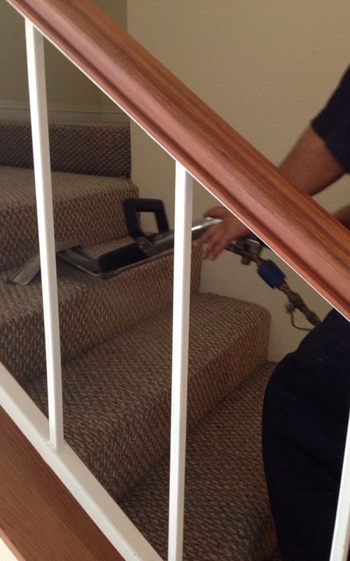 deep carpet cleaning - stairs